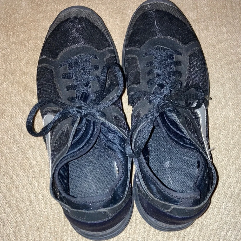 NIKE Lunarlon Womens Sneakers Size 8
